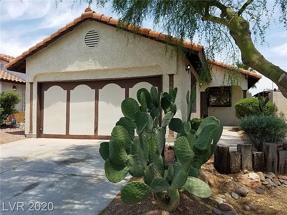 3rd image of 7708 Blackbird Ave