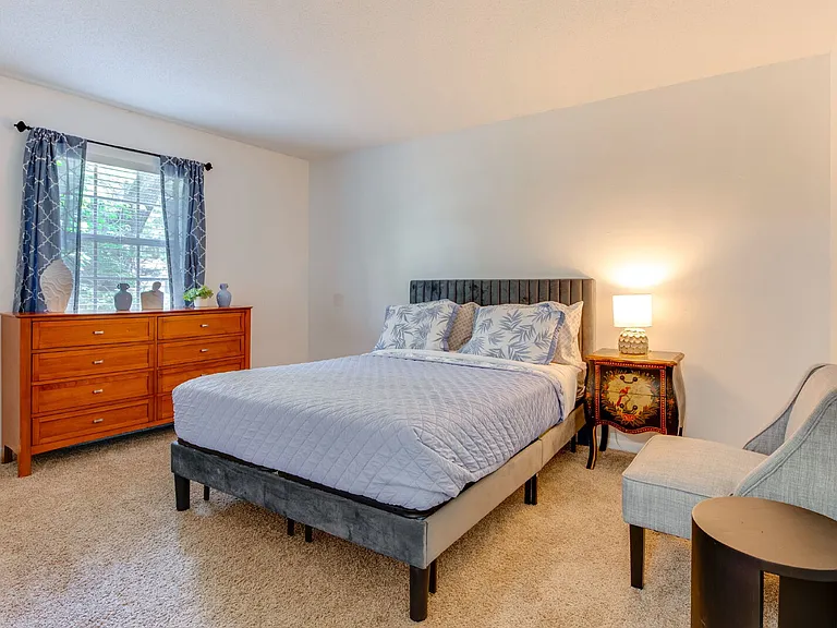 1011 Munson Landing Rd — Photo 3