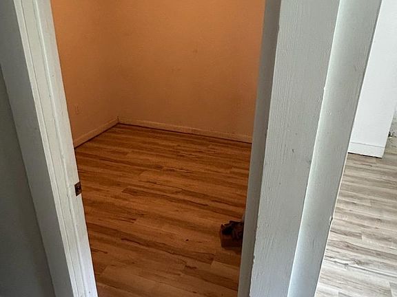 3rd image of 215 N 13th St #A