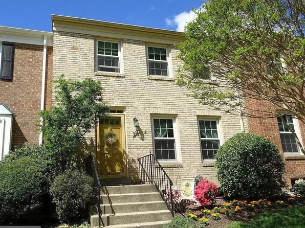 3124 Barnard Ct, Fairfax, VA 22031