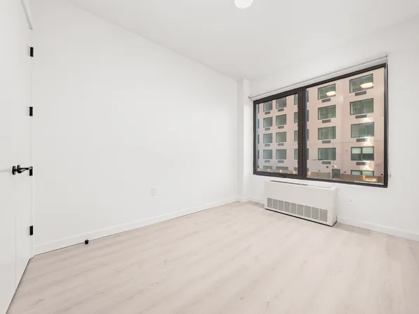 138 Bruckner Boulevard image 6 of 47