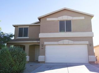 911 E Silversmith Trl, San Tan Valley, AZ 85143