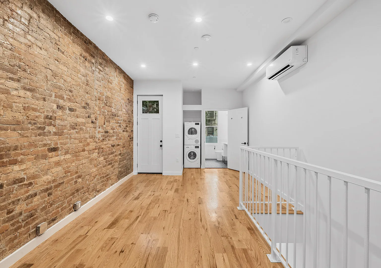 284 Suydam Street — Photo 1
