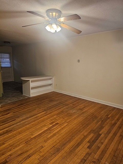 1st image of 210 Boggs St APT 4