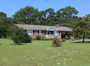 102 Chadwick Ln, Sneads Ferry, NC 28460