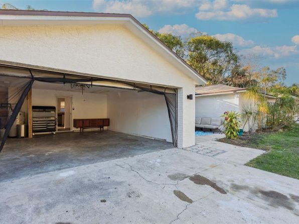 2195 Glen Dr, Safety Harbor, FL 34695
