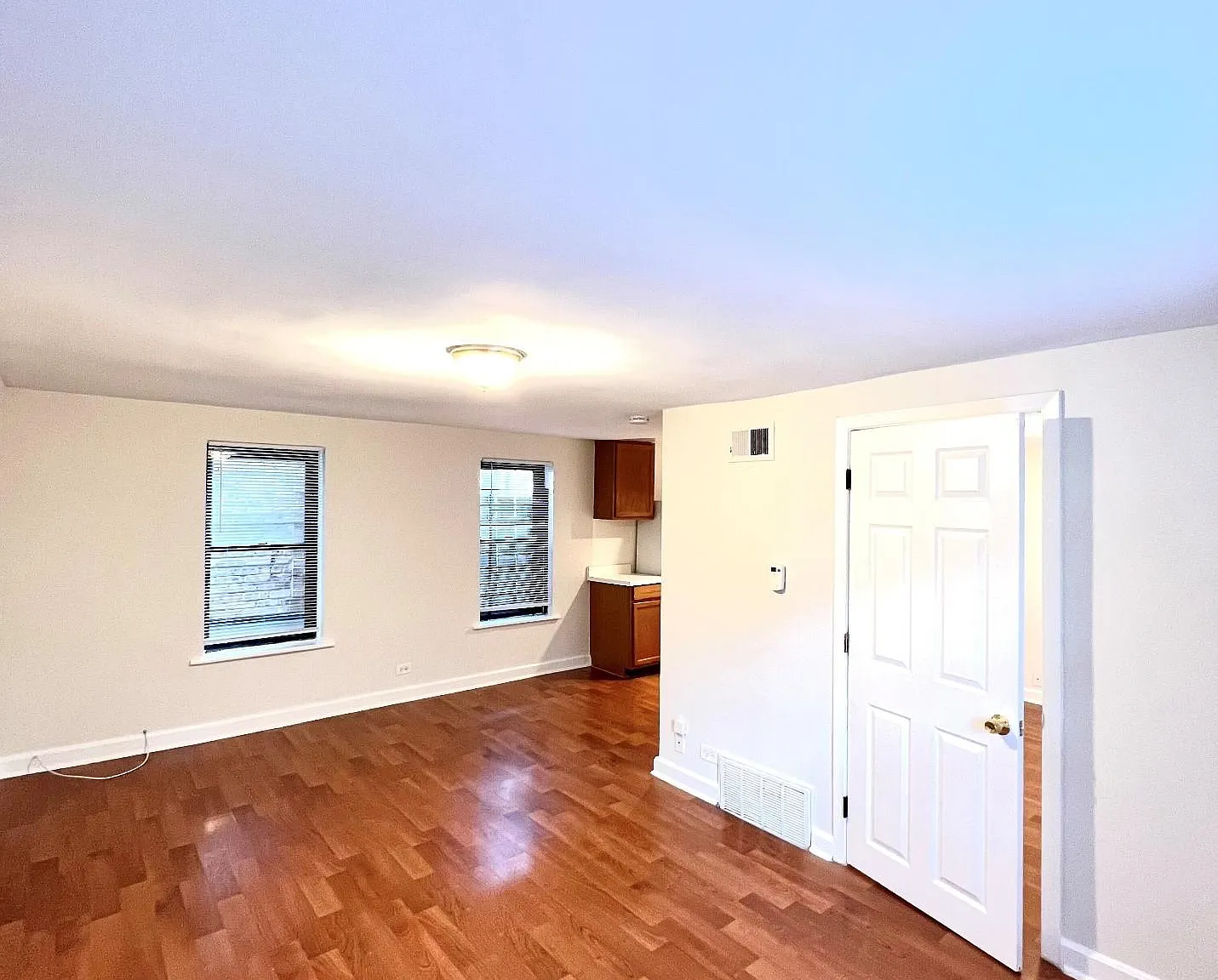 1 bed, $1,800 — Photo 1