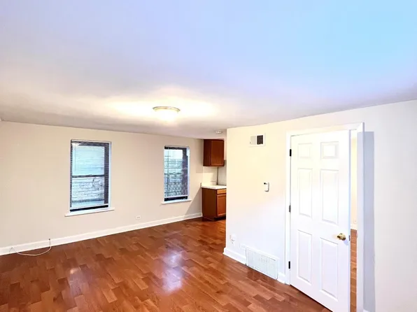 2036 W Charleston St, Chicago, IL 60647