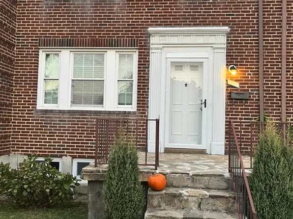 402 Greenlow Rd, Baltimore, MD 21228