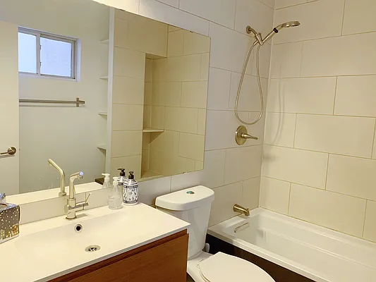 Rented by B S A Equities Corp | media 4