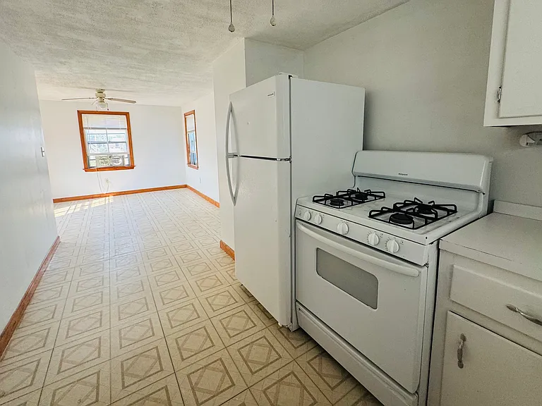29 W Central Ave #3 — Photo 4