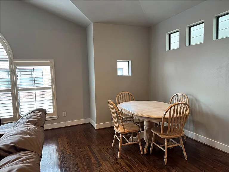 3606 Omeara Dr — Photo 10