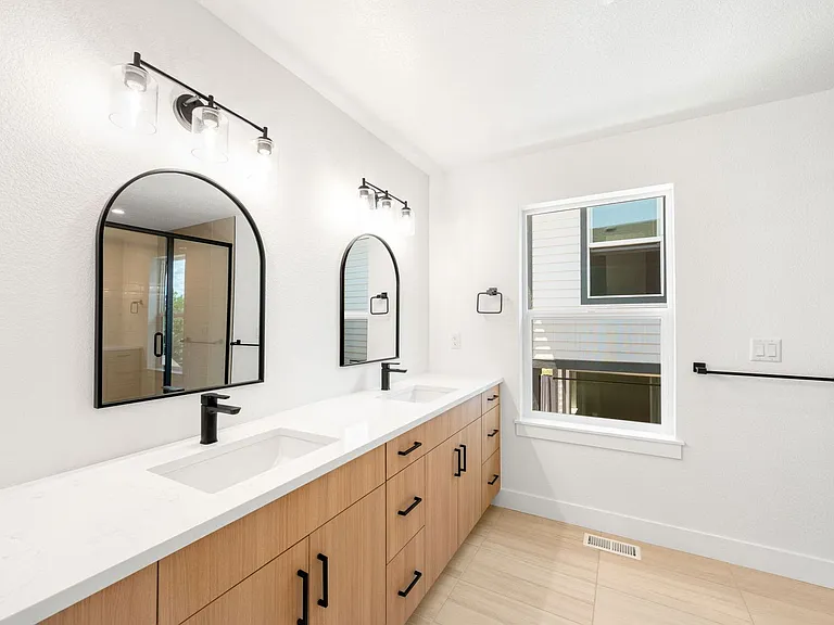 4656 W 9th Ave — Photo 14