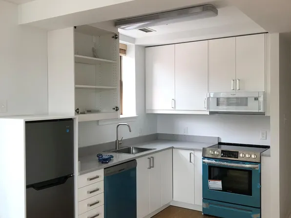 1251 Bank St NW APT 5, Washington, DC 20007