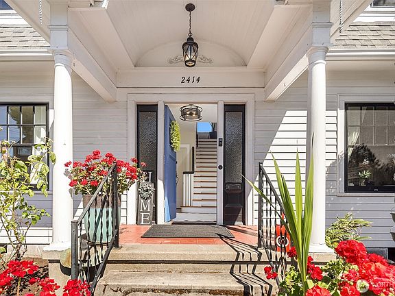 3rd image of 2414 Belvidere Avenue SW