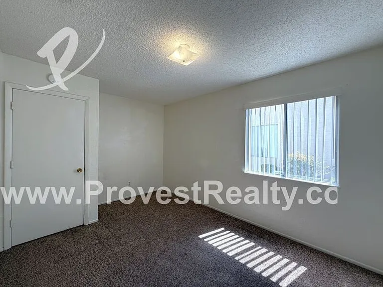 21777 Panoche Rd #4 — Photo 11