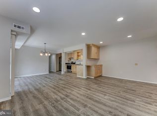 2904 Kings Chapel Rd APT 9, Falls Church, VA 22042