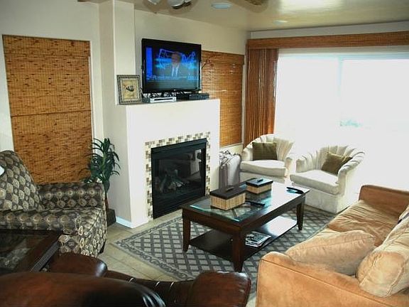 4th image of 3233 Ocean Front Walk