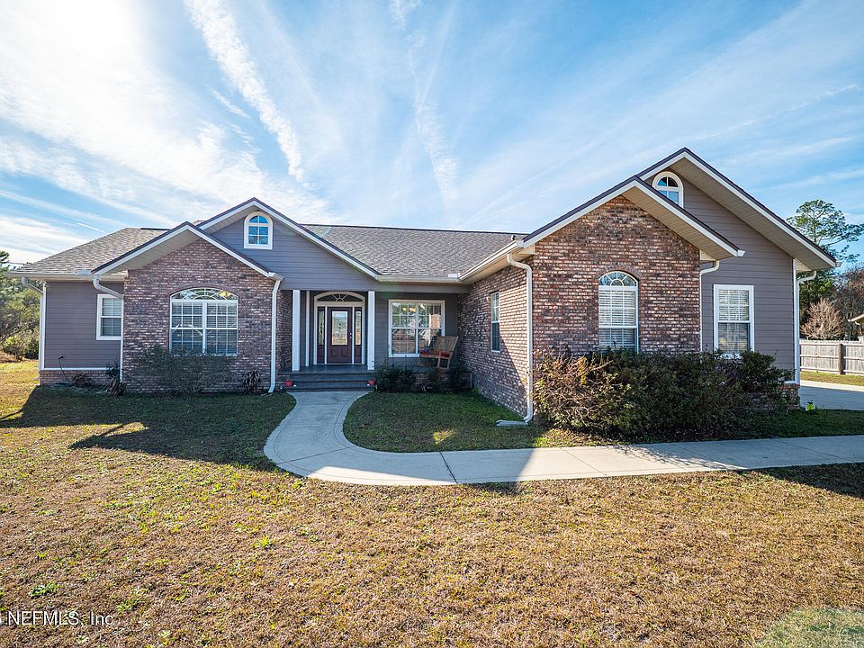 1st image of 4930 NW 182 Way