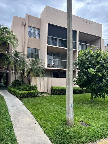 10525 SW 112th Ave #114 Photo 1