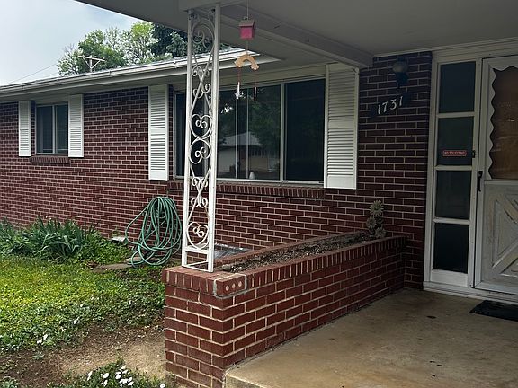 3rd image of 1731 Jewel Dr