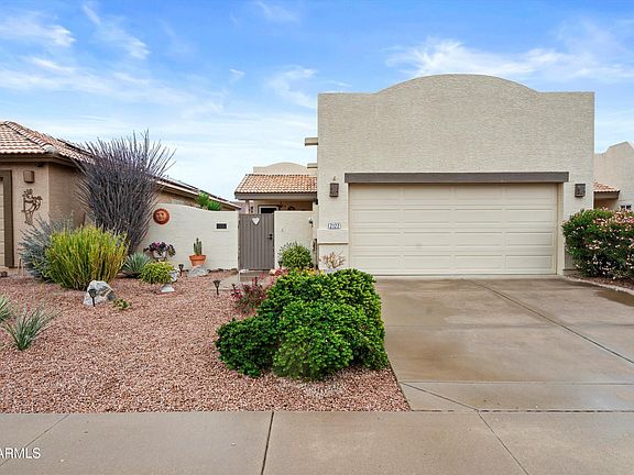 2nd image of 2122 N SWEETWATER Drive