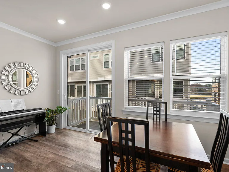 16154 Bowery St — Photo 13