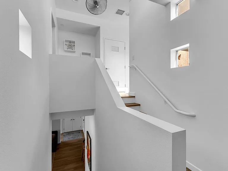 220 Enterprise Way — Photo 37