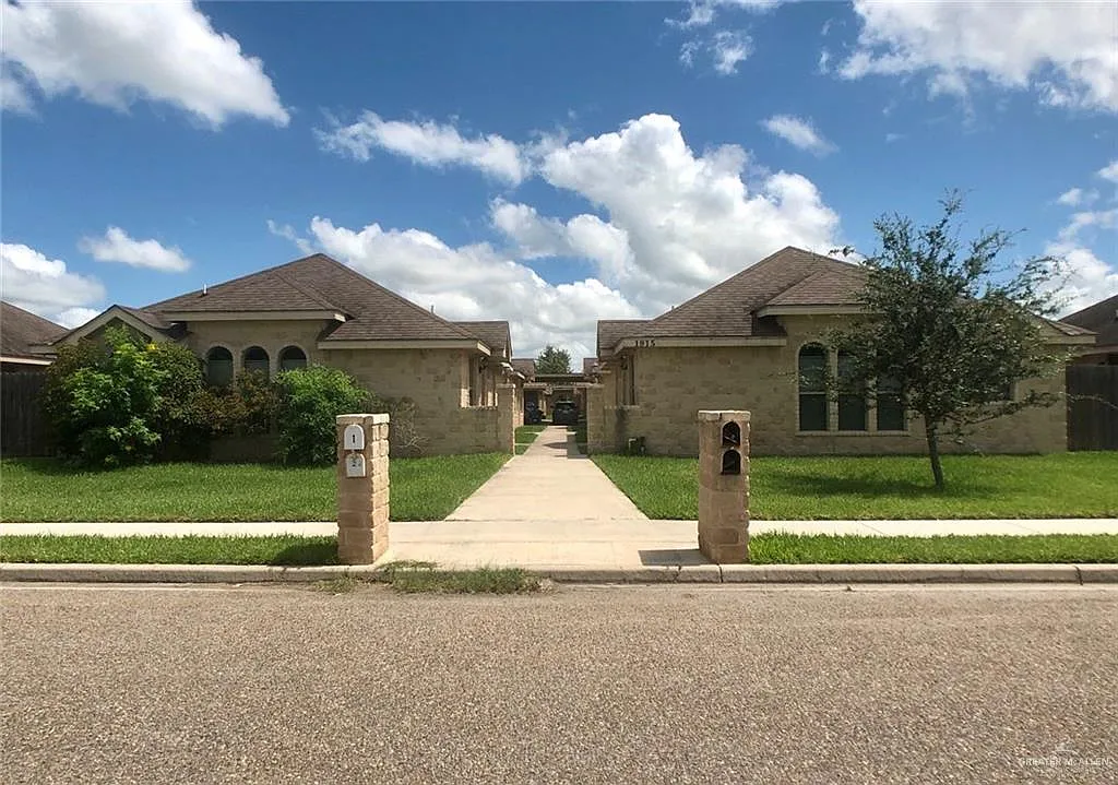 2 bed, 2.0 bath, 924 sqft, $900 — Photo 1