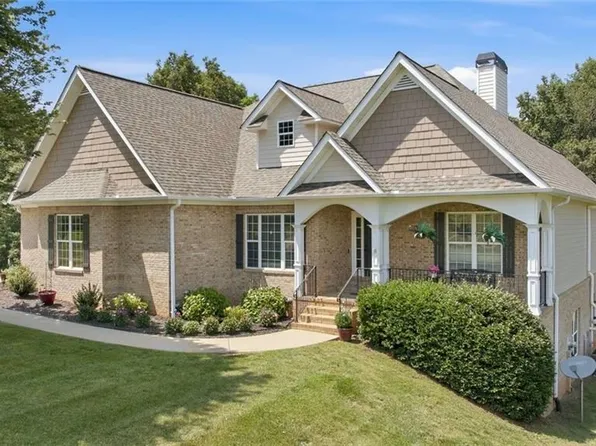 253 Sterling Meadows Dr, Demorest, GA 30535