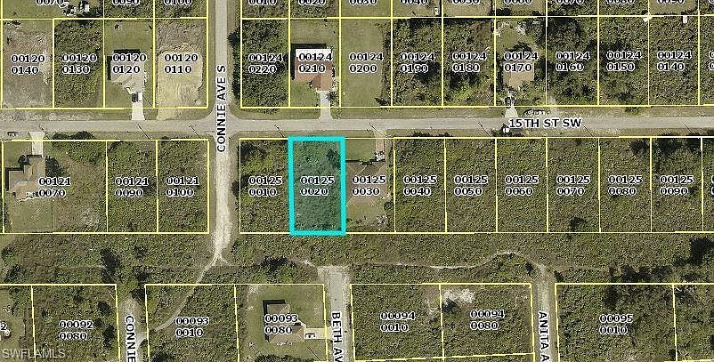 2nd image of 2519 15th St SW