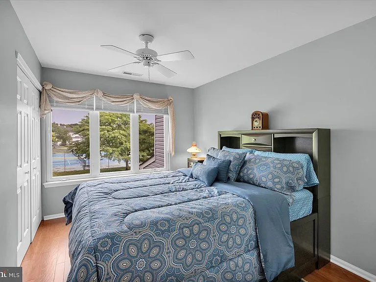 1202 Champlain Dr — Photo 20