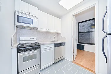 Rented by Living New York