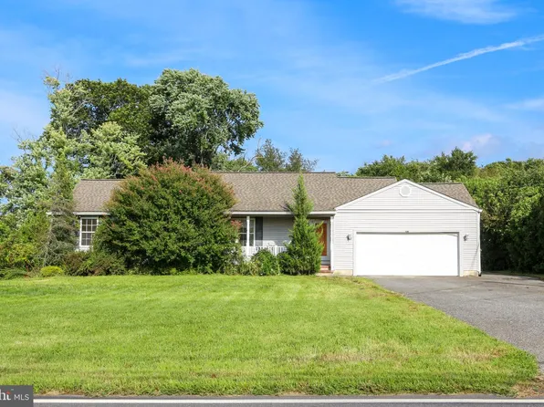 2075 Venezia Ave, Vineland, NJ 08361