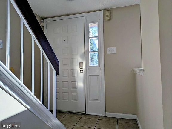 2nd image of 305 Paddock Dr