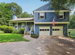 9725 Kings Rd, Gainesville, GA 30506