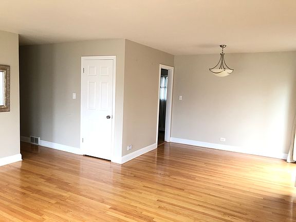 2nd image of 8946 Belleforte Ave