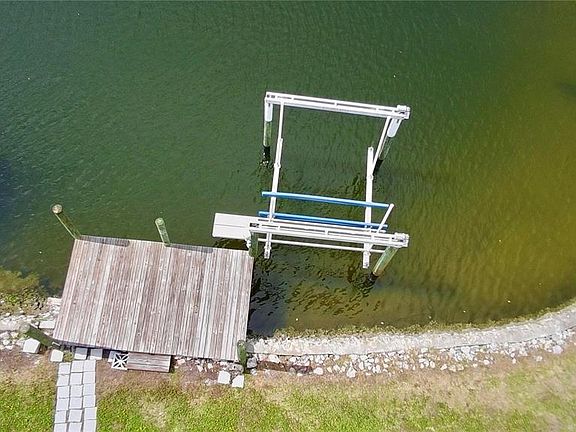 3rd image of 700 HOLLYHILL COURT LOT 1