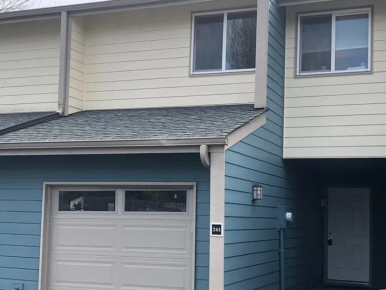 261 Shepard Way NW — Photo 2