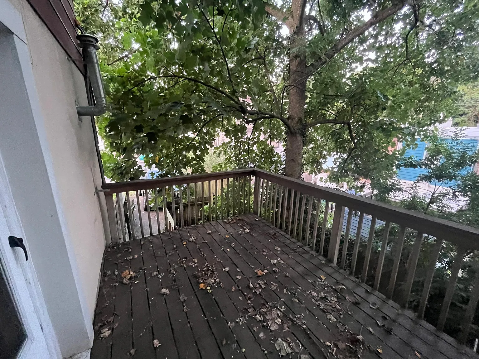 4610 Silverwood Street — Photo 2