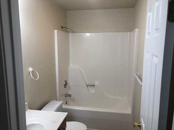2nd image of 6810 Boston Dr #6810