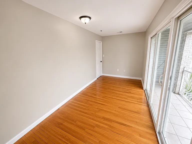 138 Fabyan Pl #2 — Photo 7