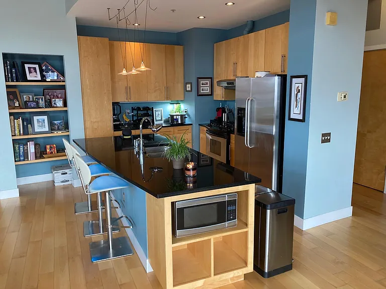 1925 W 32nd Ave #504 — Photo 2