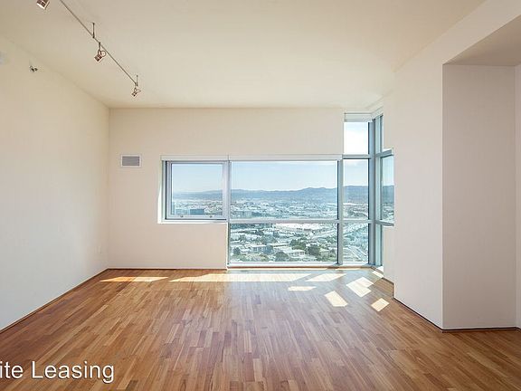 5th image of 1 Mandalay Pl Unit 1801
