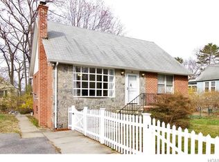 54 Becker St, Lake Peekskill, NY 10537