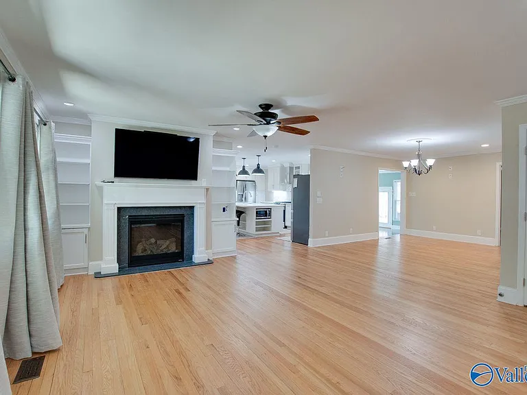 211 Wingate Ave SW — Photo 6