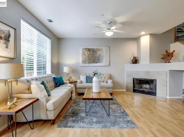 10741 Dulsie Ln, Dublin, CA 94568