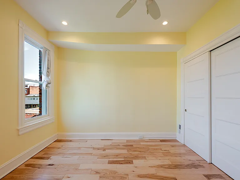 1234 E St NE — Photo 46