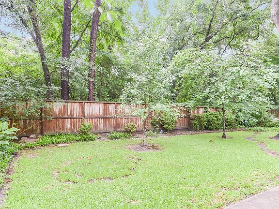 4th image of 2051 Aspen Glade Dr