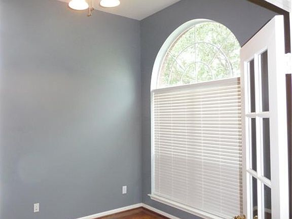 4th image of 26806 Marlan Forest Ln